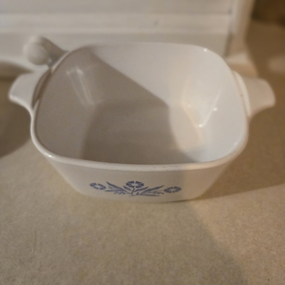 Corningware Vintage Blue Cornflower 22 Ounce Dishes (3) - Picture 5 of 10